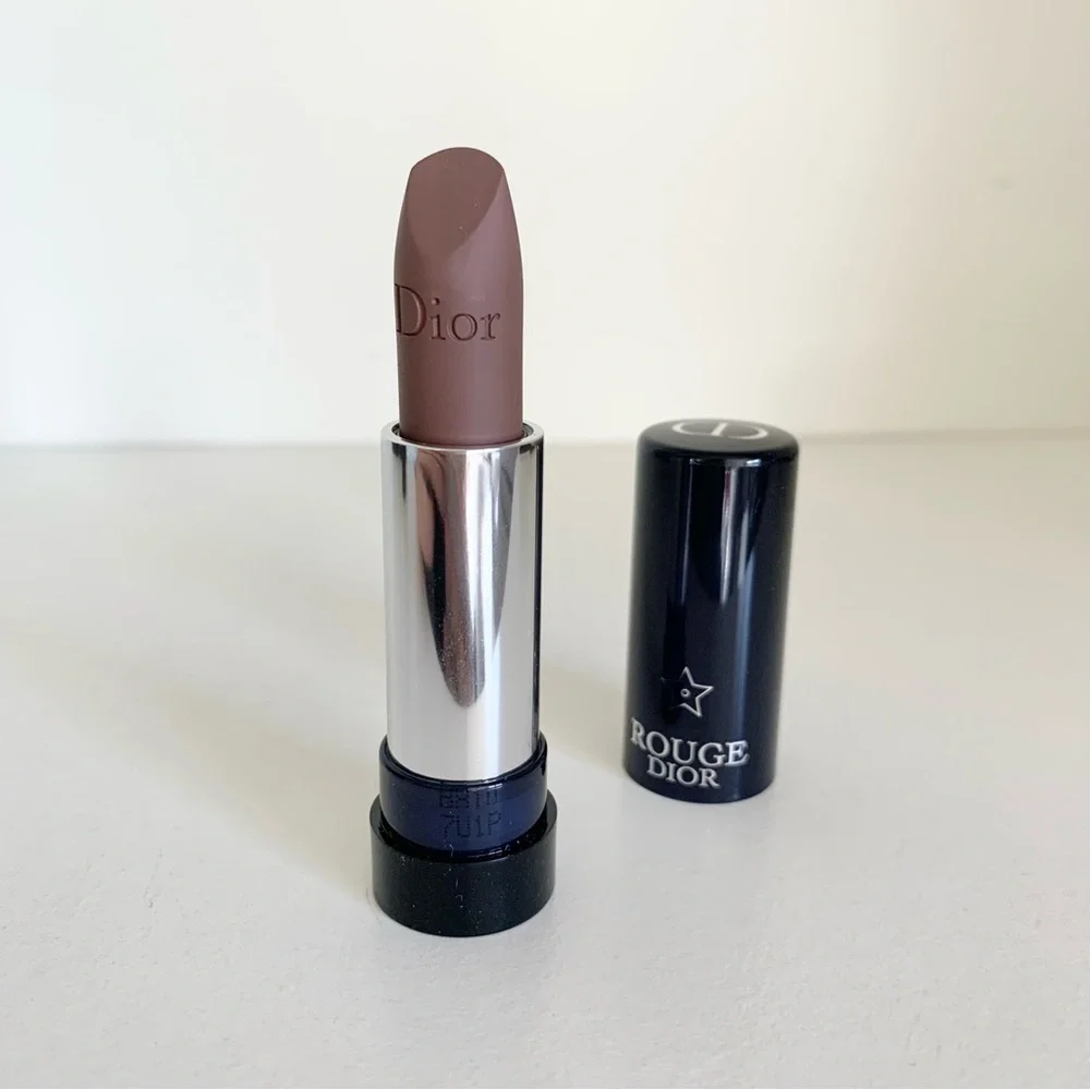 NWOT Dior matte lipstick #810